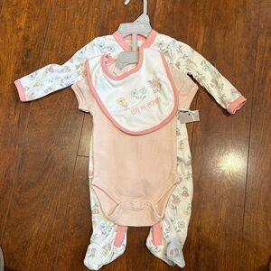 NWT Le Top Pink Floral Footed One-Piece Set with Bib